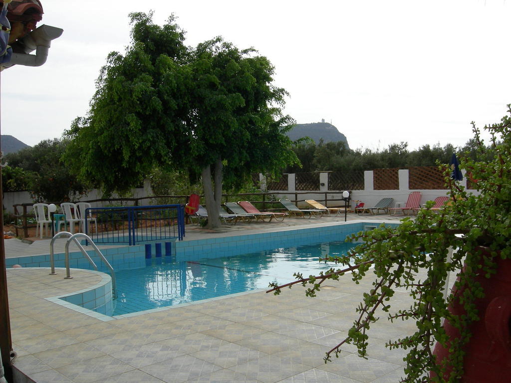 Alex Home Apartments Hersonissos  Exterior photo
